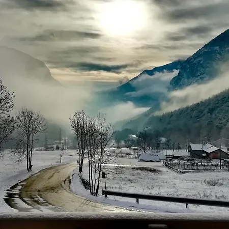 Lou Bed & Breakfast 3*